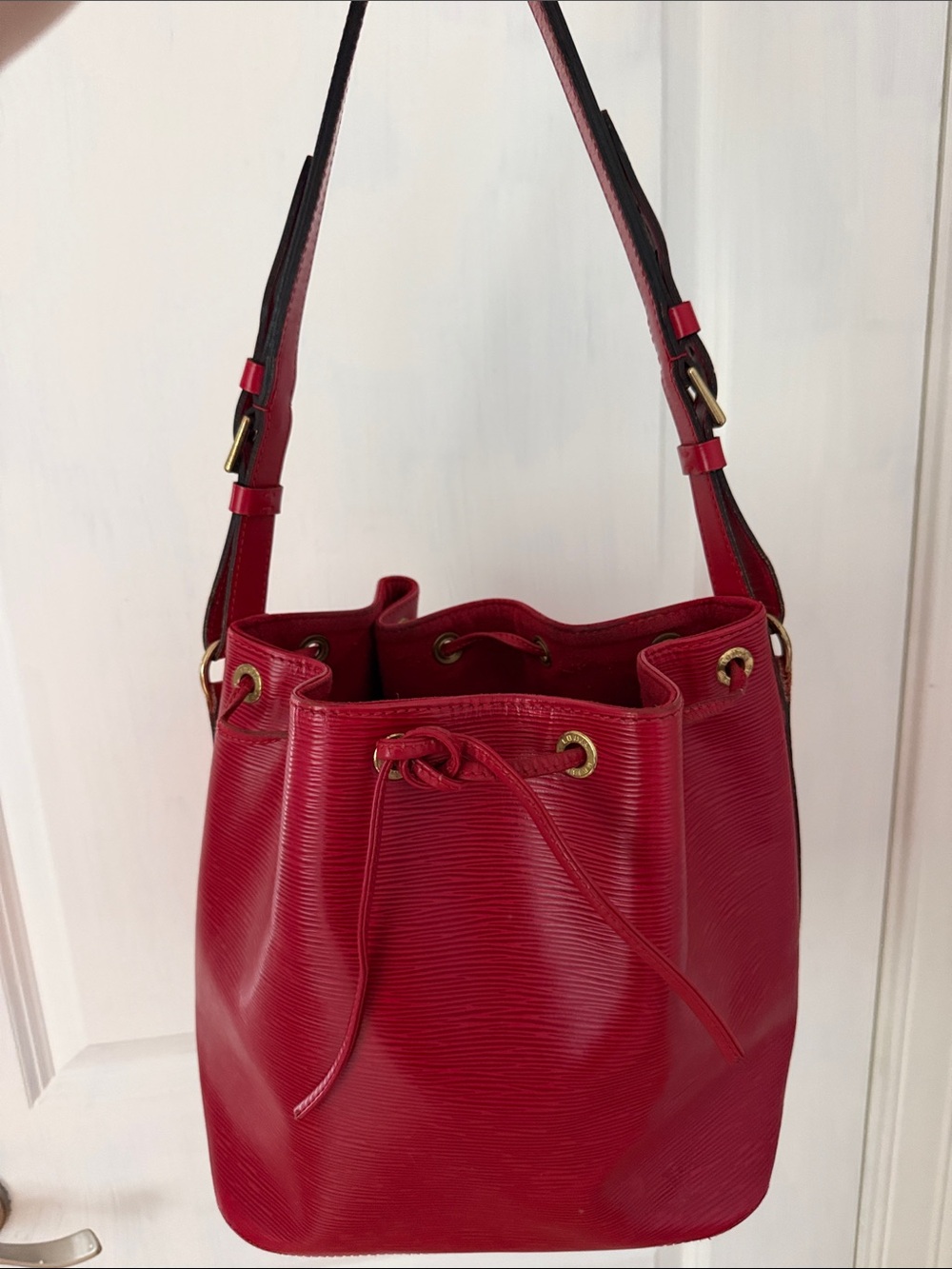 Red Leather Drawstring Shoulder Bag - Unbranded
